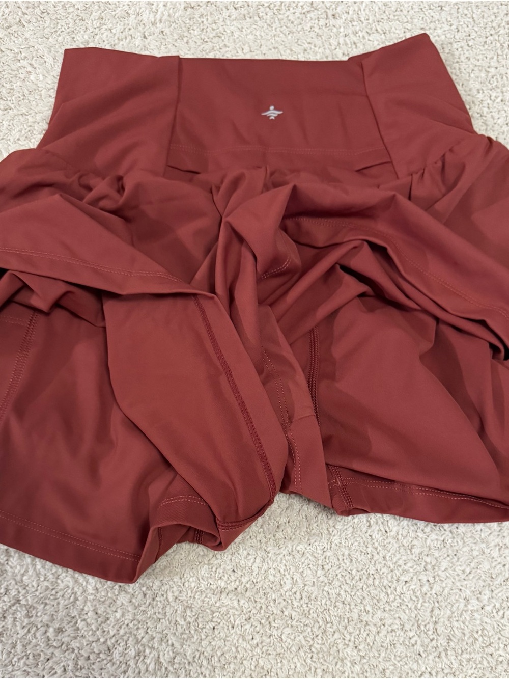Halara SoftlyZero Airy 2-in-1 Flowy Yoga Shorts 5" Long Winterberry Rust M - Picture 8 of 13